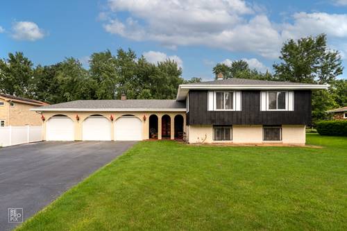 7S261 S River, Naperville, IL 60540