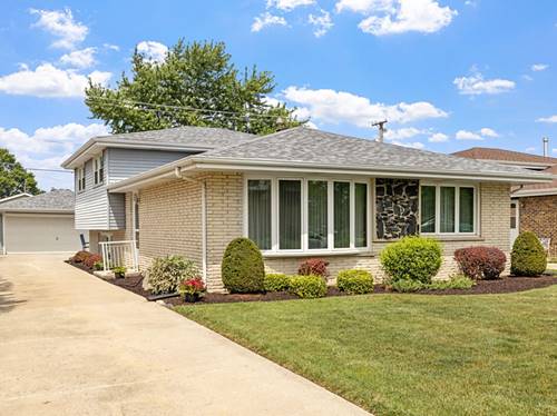 8424 Moody, Burbank, IL 60459