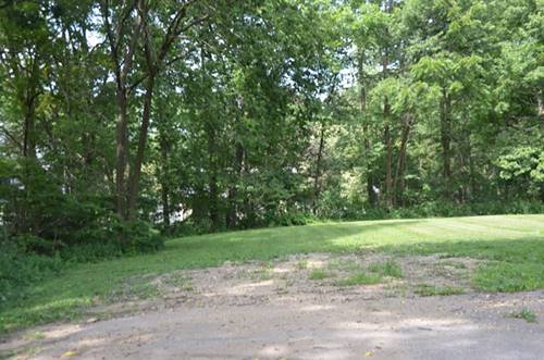 170 Chicago, Oswego, IL 60543