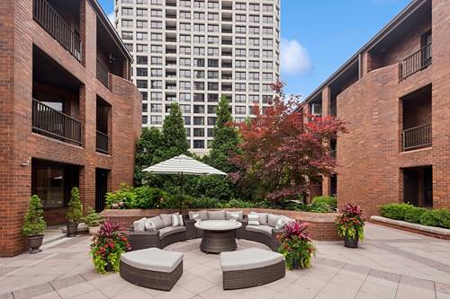 1000 N State Unit 14, Chicago, IL 60610