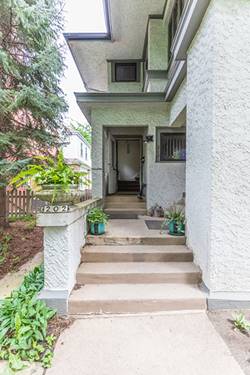 202 N Ridgeland Unit 2, Oak Park, IL 60130
