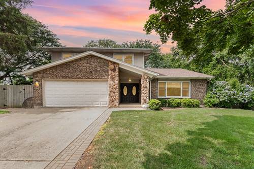 5 Swan, Bolingbrook, IL 60440