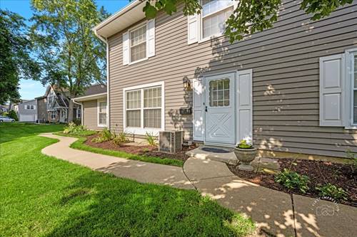 1414 Woodcutter Unit B, Wheaton, IL 60189