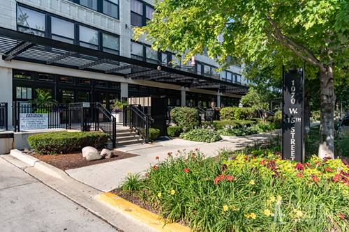 1070 W 15th Unit 201, Chicago, IL 60608