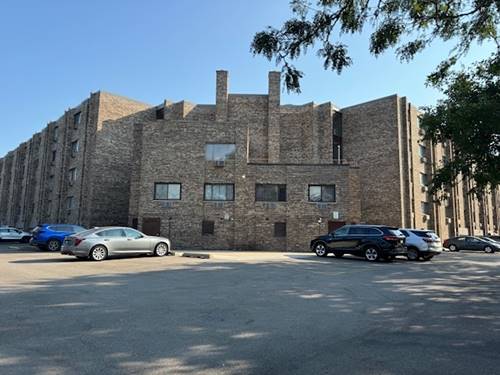 5306 N Cumberland Unit 323, Chicago, IL 60656