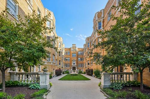 247 Washington Unit 3A, Oak Park, IL 60302