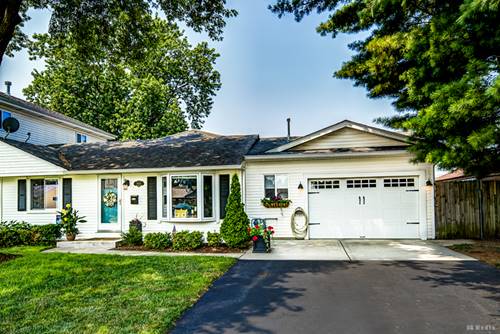 8854 S Komensky, Hometown, IL 60456