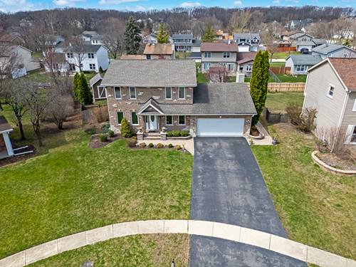 308 Oakbrook, Bartlett, IL 60103