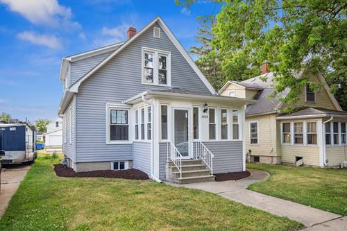 1424 Clark, Dekalb, IL 60115