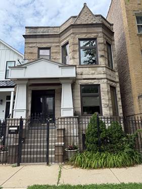 3252 W Crystal Unit 2, Chicago, IL 60651