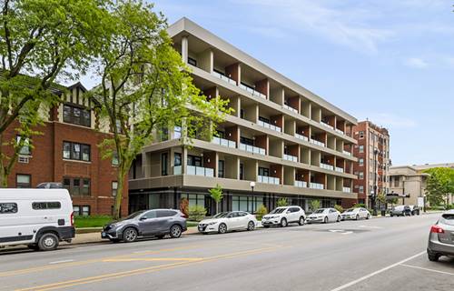 835 E Lake Unit 603, Oak Park, IL 60301