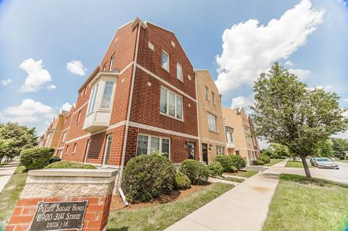 8900 31 Unit 10, Brookfield, IL 60513