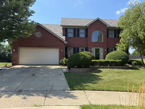 720 Kendridge, Aurora, IL 60502
