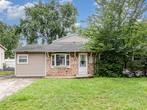 325 Greencrest, Bolingbrook, IL 60440
