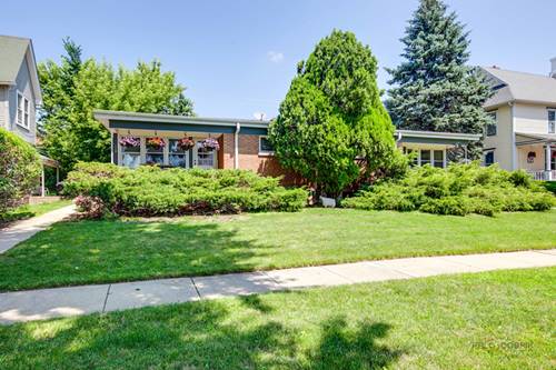 120 Broadway Unit 120, Libertyville, IL 60048