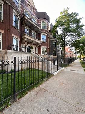 4518 S King Unit 1A, Chicago, IL 60653