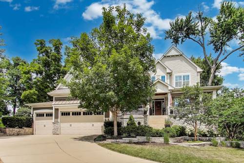 562 Summerdale, Glen Ellyn, IL 60137