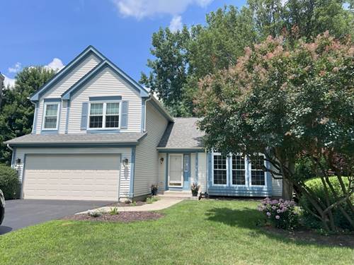 716 Darnell, Gurnee, IL 60031