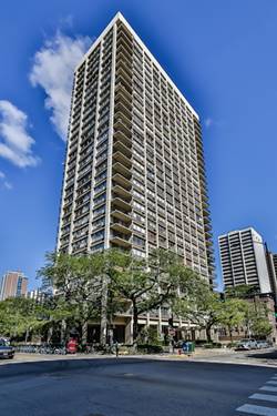 88 W Schiller Unit 907L, Chicago, IL 60610