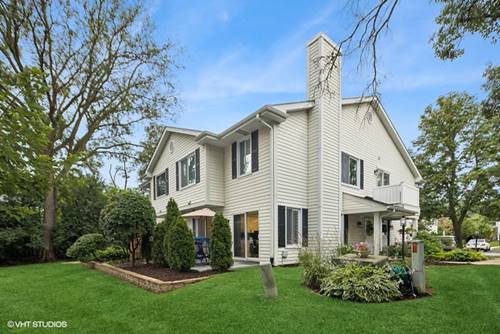539 Willowcreek Unit 3-17, Clarendon Hills, IL 60514
