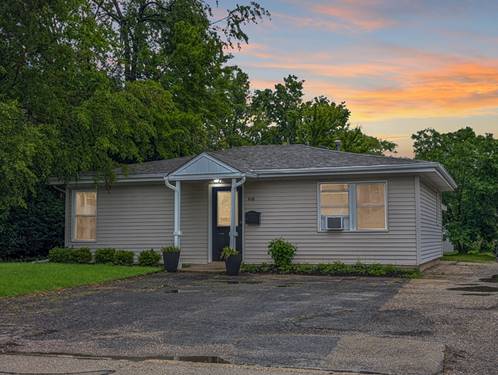 950 N Brainard, Naperville, IL 60563