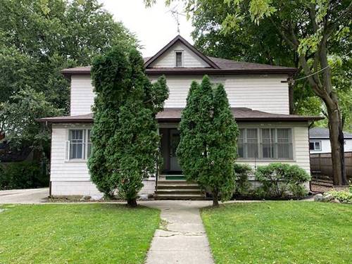 415 Dean, Woodstock, IL 60098