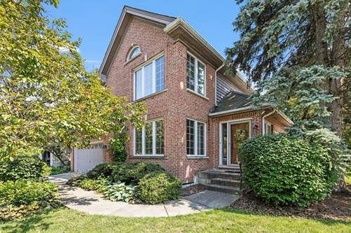 2134 Belleau Woods, Wheaton, IL 60187