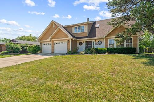 104 S Knollwood, Schaumburg, IL 60193