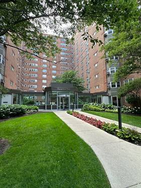 4960 N Marine Unit 320, Chicago, IL 60640
