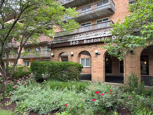502 Redondo Unit 112, Downers Grove, IL 60516