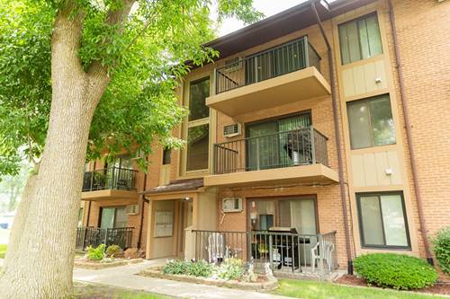7018 W 110 Unit 8, Worth, IL 60482