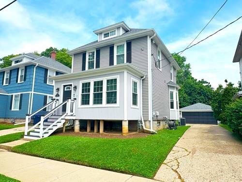 1107 Palmer, Waukegan, IL 60085