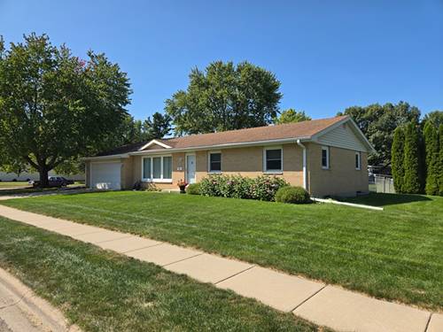 206 Joanne, Rochelle, IL 61068