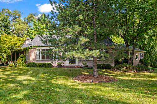 568 Golfview, North Barrington, IL 60010