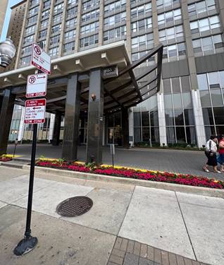 655 W Irving Park Unit 2505, Chicago, IL 60613