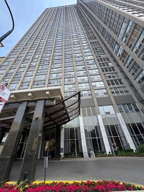 655 W Irving Park Unit 2505, Chicago, IL 60613