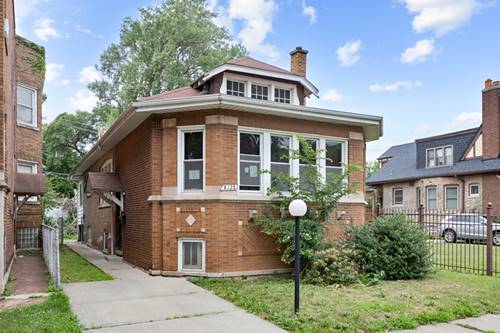8128 S Clyde, Chicago, IL 60617