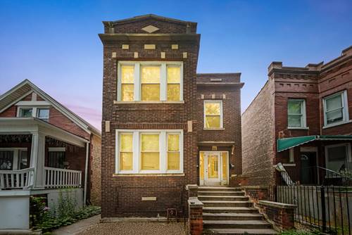 611 N Monticello, Chicago, IL 60624