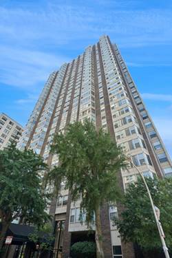 525 W Hawthorne Unit 3006, Chicago, IL 60657