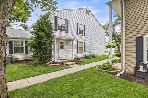 418 James Unit B, Glendale Heights, IL 60139