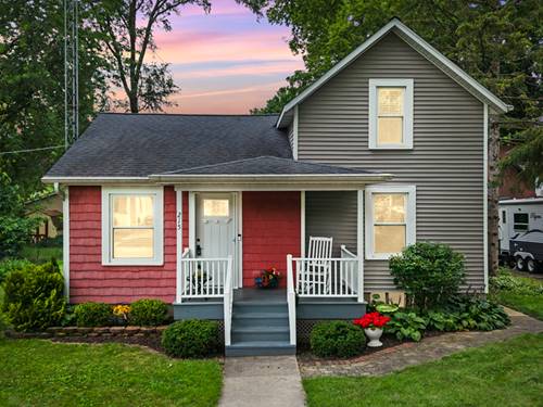 215 S 6th, Dekalb, IL 60115