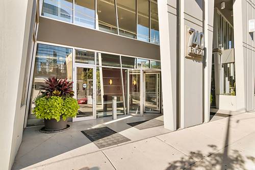 740 W Fulton Unit 513, Chicago, IL 60661