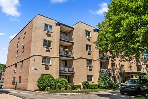 1340 W Touhy Unit 302, Chicago, IL 60626