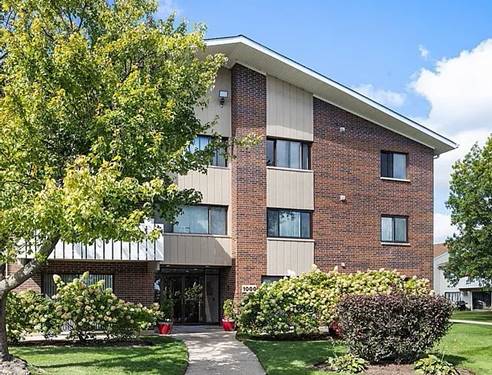 1000 Bayside Unit 114, Palatine, IL 60074