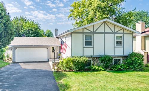 15 W Oak, Lake In The Hills, IL 60156