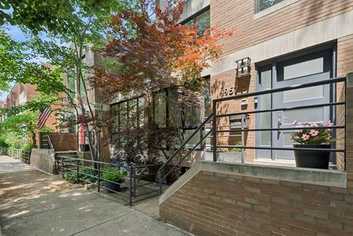 1957 N Maud, Chicago, IL 60614