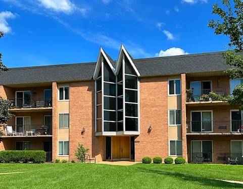 1056 N Mill Unit 306, Naperville, IL 60563
