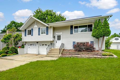 630 Clover, Schaumburg, IL 60193