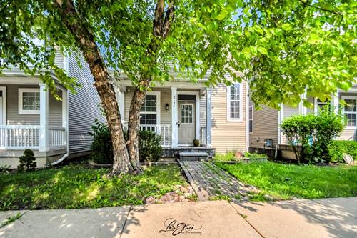 2124 Grayhawk, Aurora, IL 60503