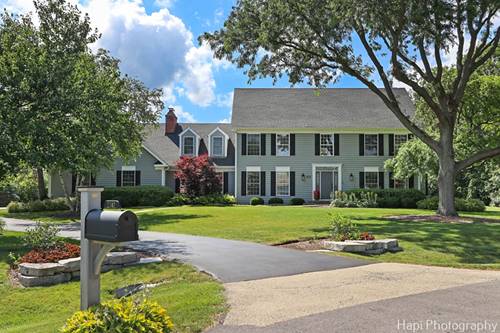 2340 Huntington Lakes, Libertyville, IL 60048